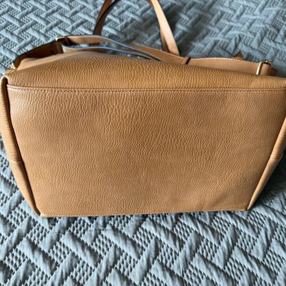 Poppy & Peonies Go Getter Tote in Congnac never used - Picture 2 of 5